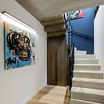 Stylish Apartment, Loft Number 7 With Office Space And Free Private Parking