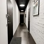 Stylish Apartment, Loft Number 7 With Office Space And Free Private Parking